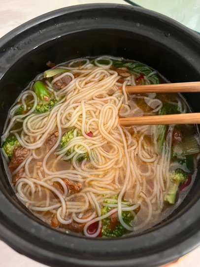 麻辣肉酱米线的做法