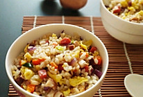 #换着花样吃早餐#香菇蛋炒饭的做法