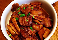 五花肉焖春笋的做法