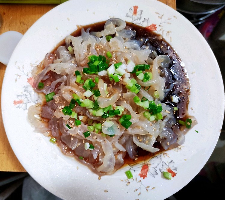 凉拌海蜇丝的做法