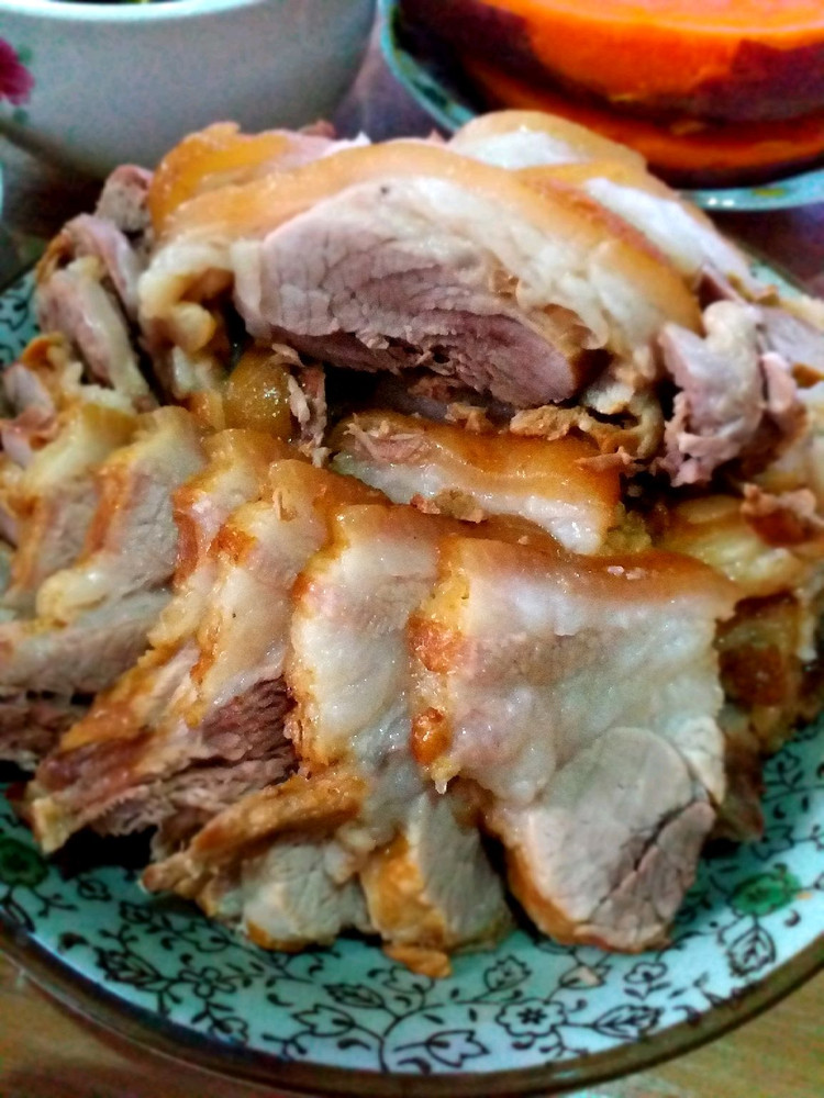 卤去骨蹄髈的做法