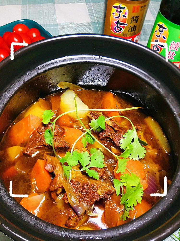 胡萝卜土豆炖牛腩的做法