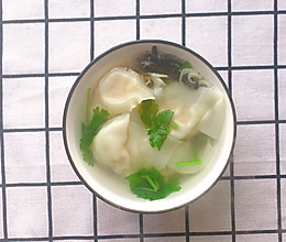 虾仁玉米馄饨的做法