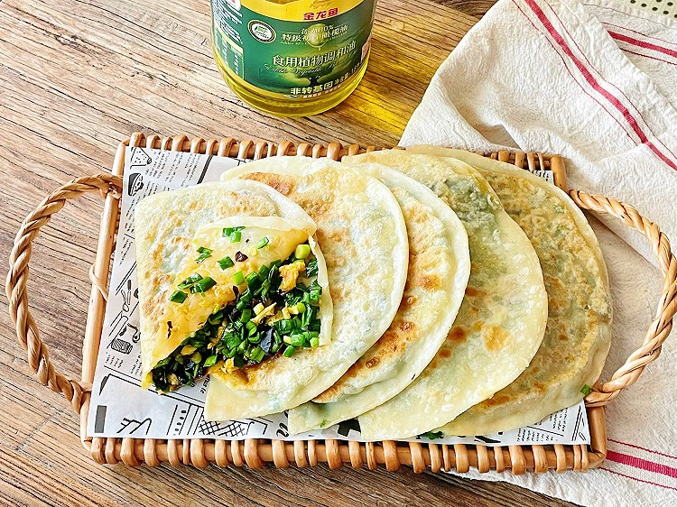 煎韭菜饼的做法