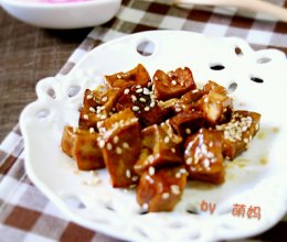 好吃的小零嘴～酱香豆腐干的做法