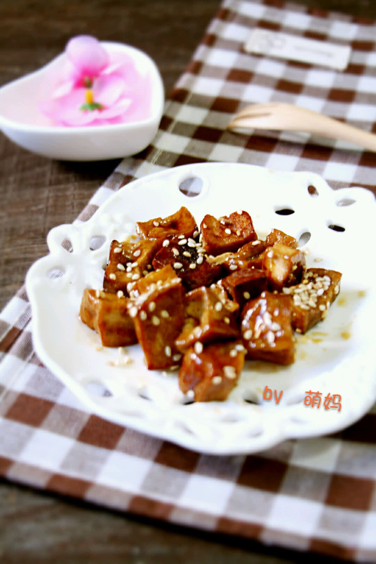 好吃的小零嘴～酱香豆腐干的做法