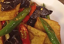 木耳烧豆腐的做法
