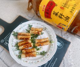 #菜油就选外婆乡，新鲜开榨抢先尝#豆皮香菜卷的做法