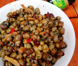 #让宝贝爱上每一顿饭#香辣田螺的做法