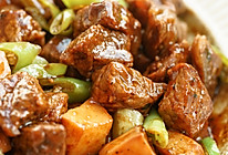 日食记 | 黑椒杏鲍菇牛肉粒的做法
