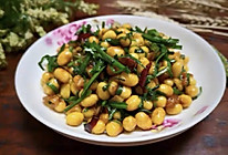 韭菜炒黄豆的做法