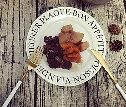 红酒烩牛肉的做法