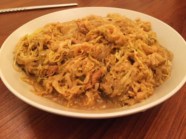 酸菜炒粉条的做法