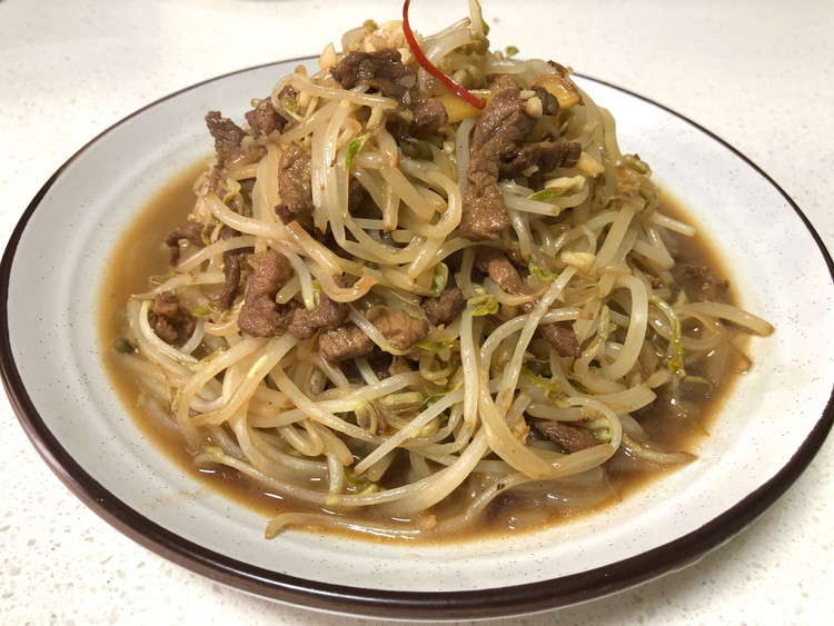 绿豆芽炒肉丝的做法