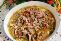 #晒出你的中秋团圆饭#酸汤肥牛的做法