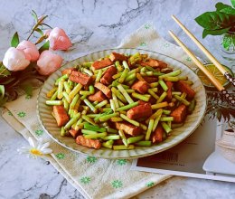 #少盐饮食 轻松生活#豆干炒蒜苔的做法