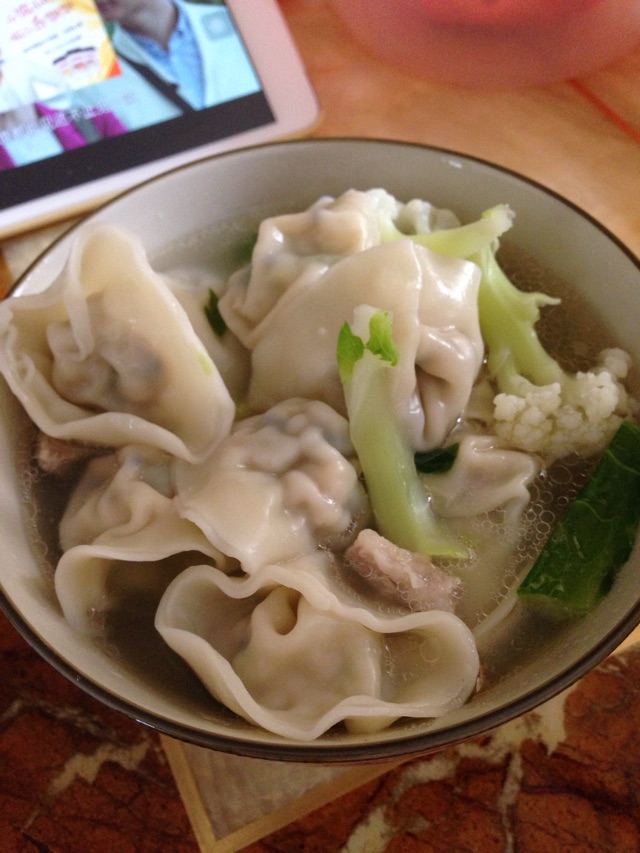 猪肉芹菜饺子的做法