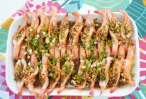 #少盐饮食 轻松生活#蒜蓉粉丝蒸大虾的做法