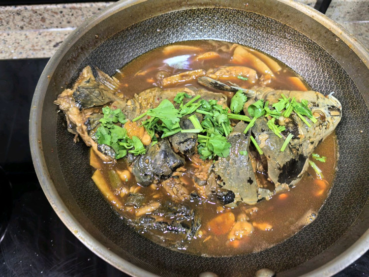 侉炖大鲤鱼的做法