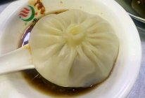 贾三灌汤包的做法