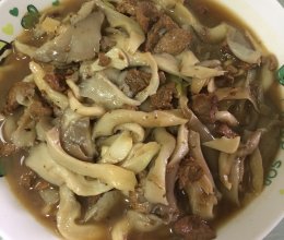 平菇炒肉的做法