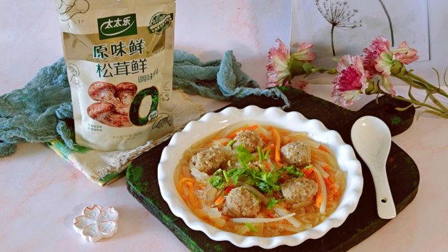 萝卜丸子汤的做法