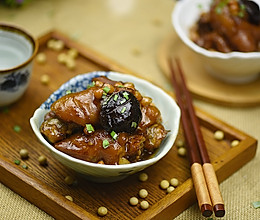 香菇黄豆炖猪蹄的做法