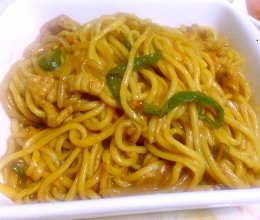 肉丝炒面的做法