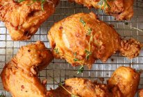 外脆里嫩  酥脆炸鸡的做法