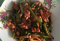 酱爆鱿鱼须的做法