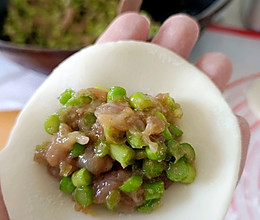 快手蒜苔饺子 韭菜饺子的做法