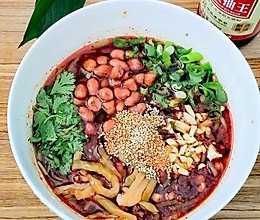 独家秘制酸辣粉的做法