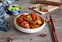 土豆炖排骨的做法