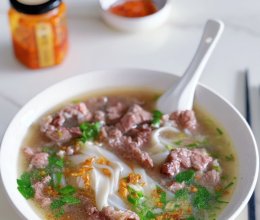 #菜油就选外婆乡，新鲜开榨抢先尝#老广的减脂餐｜潮汕牛肉汤粉的做法
