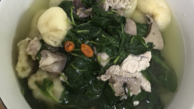 枸杞猪杂汤的做法