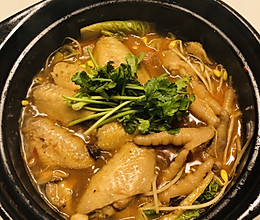 鸡翅鸡爪砂锅煲的做法
