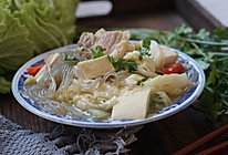 白菜粉条炖豆腐的做法