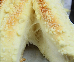 奶香酥粒排包的做法