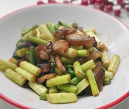 #春天的鲜味#蒜苗炒腊肉的做法