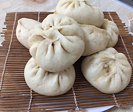 西红柿猪肉包子的做法