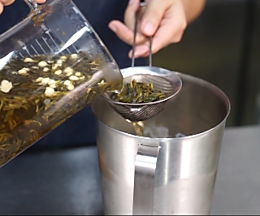 冬季热饮视频|奶茶配方需要什么材料茉香绿茶泡法?的做法