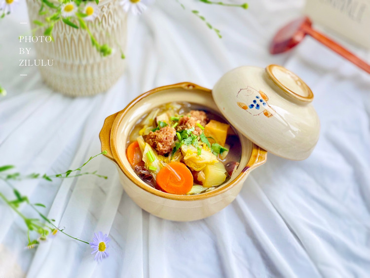 丰富餐桌味*丸子烩三鲜的做法