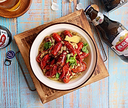 蒜蓉燕京U8啤酒小龙虾