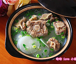 牛尾萝卜汤的做法