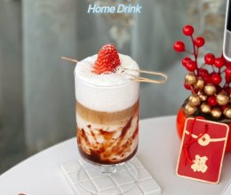 #年夜饭菜谱#暖fufu的草莓绵云热拿铁 的做法