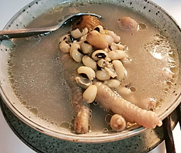 花生眉豆鸡爪汤的做法