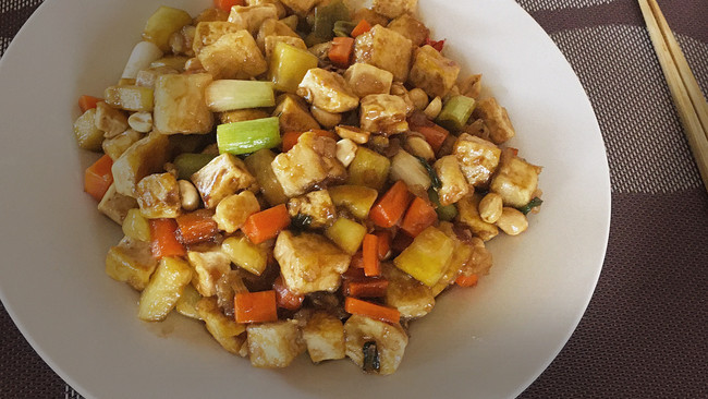 外脆里嫩的宫保豆腐的做法