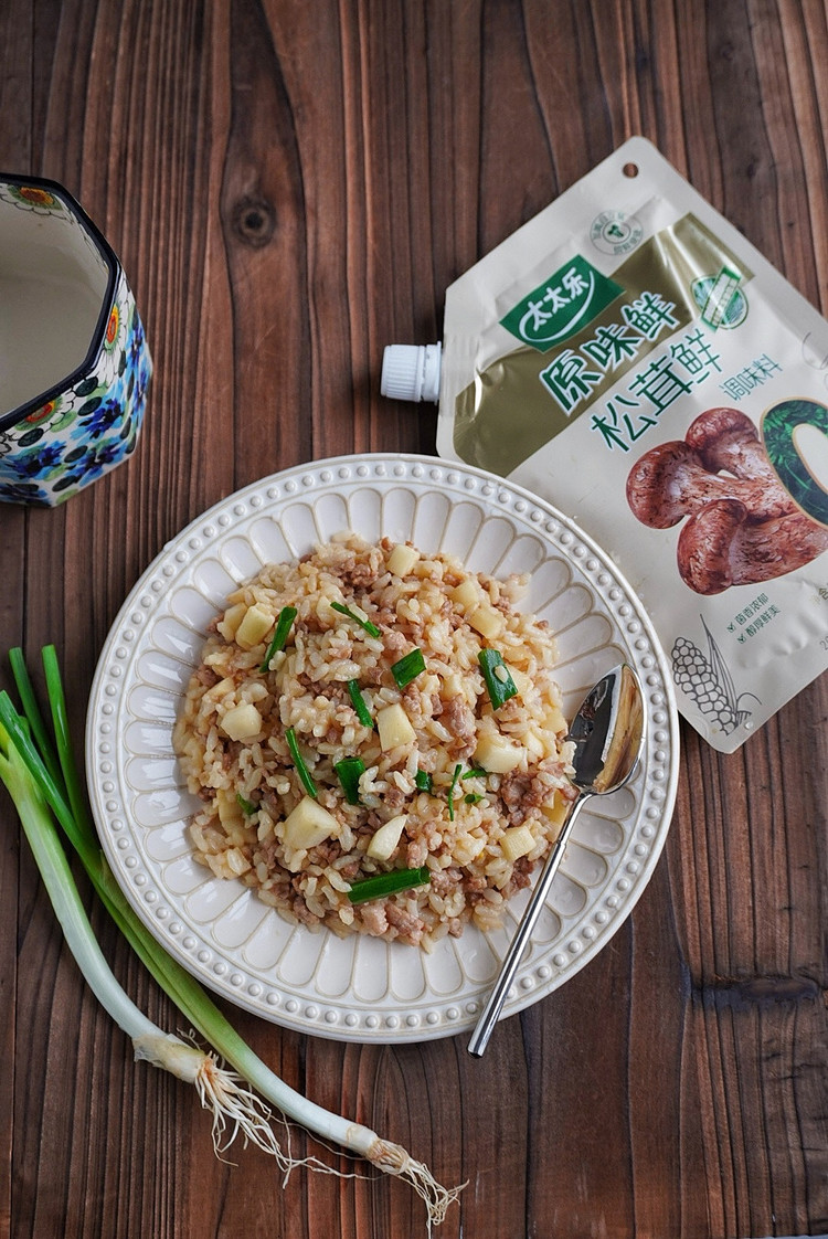 清爽健脾胃的山药肉末烩饭的做法