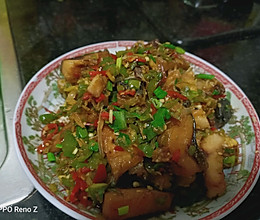 青红椒炒腊鱼的做法