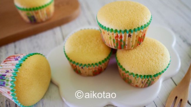 海绵纸杯蛋糕的做法
